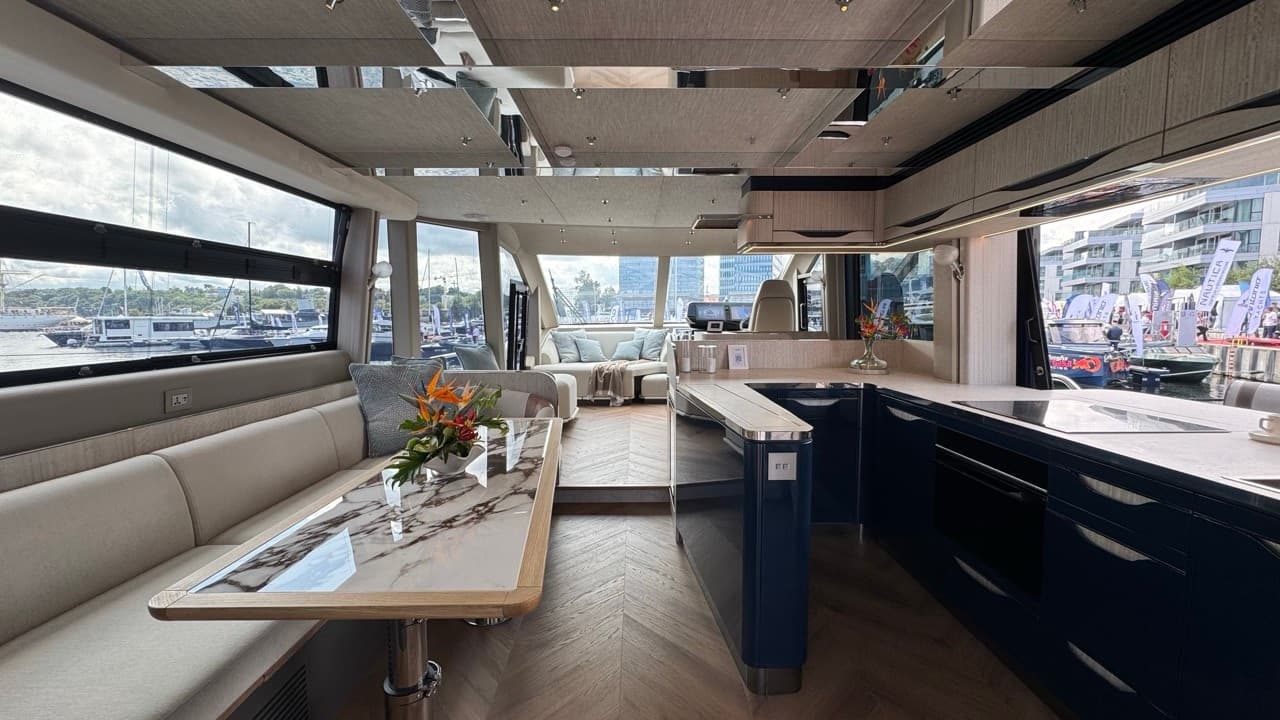 Polboat Yacht Festival 26' 5